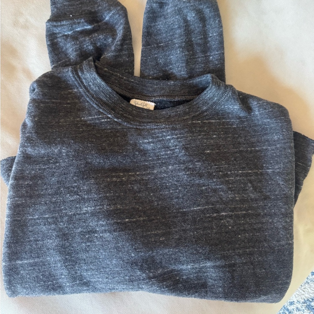 Brandy Melville cropped crewneck sweatshirt